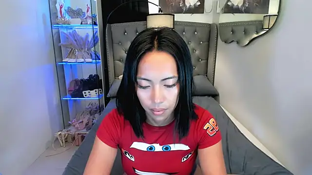 reighnempress Pertunjukan Webcam