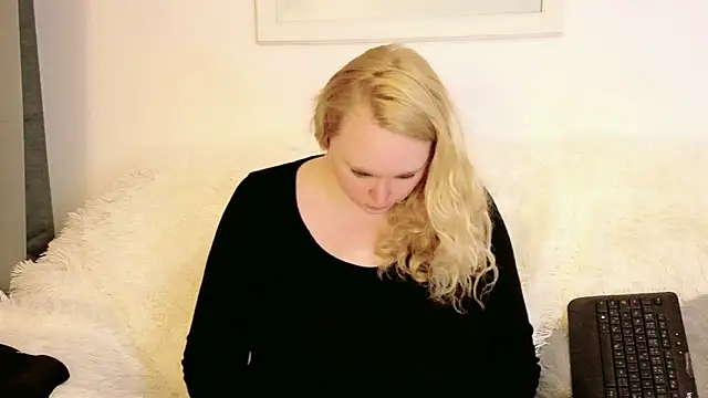 Sarah4you Live XXX-chat