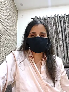 tinaarora: απευθείας συνομιλία ΧΧΧ