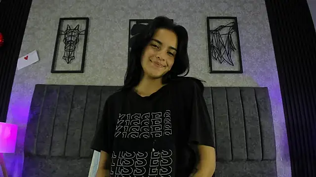 bliinkii_and_luka_ Adlı Modelin Canlı XXX Sohbeti