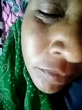 Loomaraj's Webcam Show