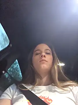 Luna_Lynn Chat XXX in diretta