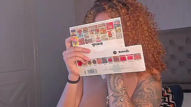 Sienna_brunette: онлайн-секс-чат