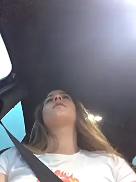 XXX chat uživo modela Luna_Lynn