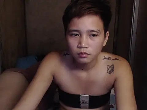 TRANSman_Squirt Pertunjukan Webcam