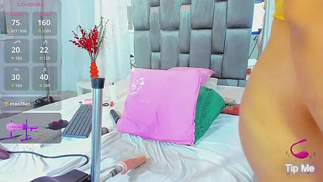 Živý XXX chat sarayhorny69