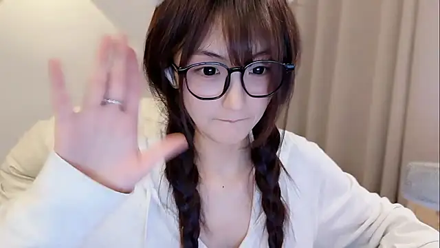 LH7 Adlı Modelin Web Kamerası Şovu