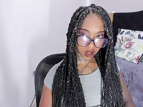 Živý XXX chat Pauline_Fox