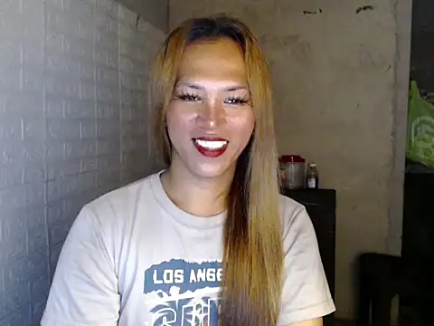 isabellabigcock06 Show Webcam