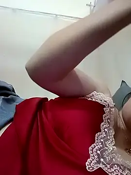 SingleeMomm Chat XXX in diretta