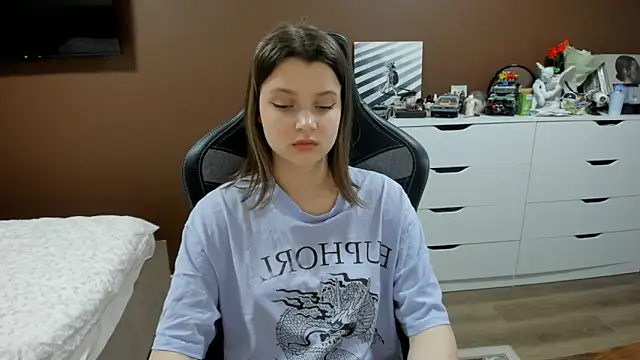 SoniNesti élő XXX-chatje