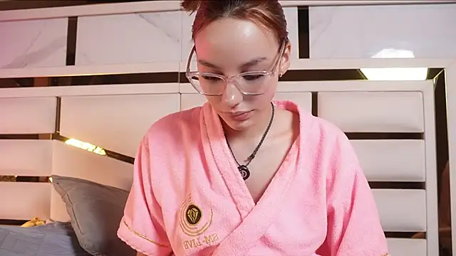 Živý XXX chat ambar_rosse25