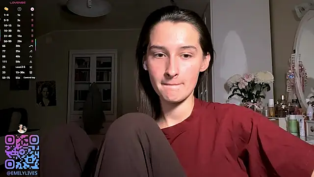 DarlineBrustera's Live XXX Chat