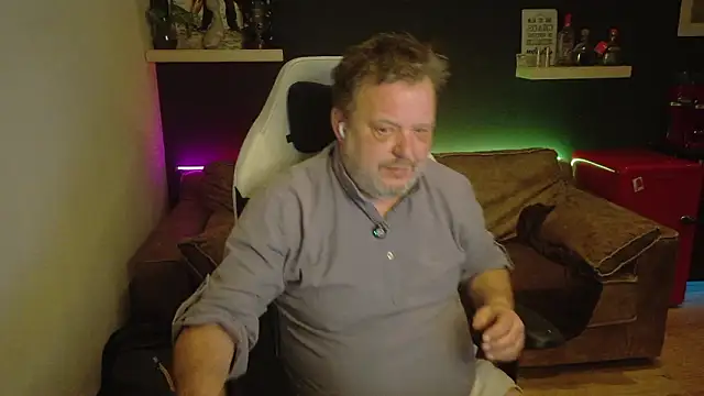 SwissDadbod's Live XXX Chat