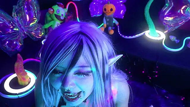 LaytonBox – Naživo XXX chat