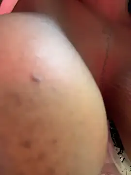 darle_volant's Live XXX Chat