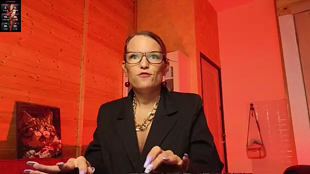 Czat XXX na żywo – Lady_Shine