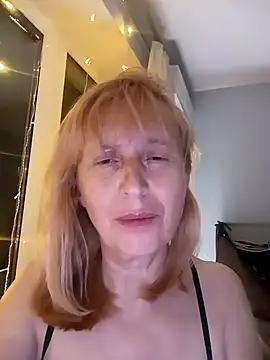 TrinaAdair Chat XXX live