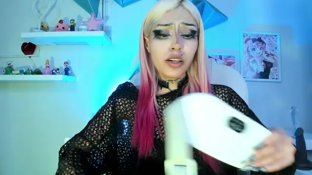 แชท XXX สดของ nemesis_castel_