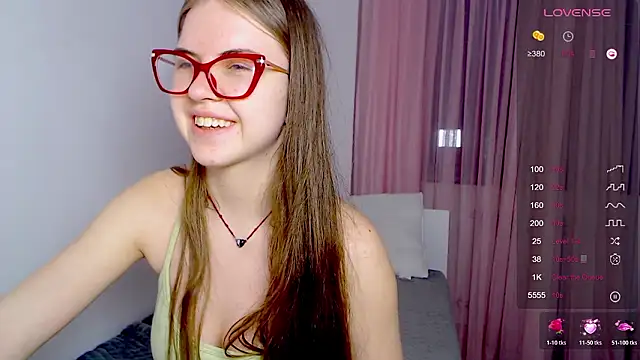 Sarah_HS' Webcam Show