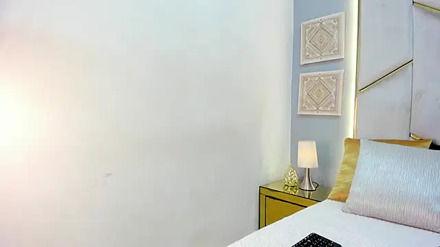 Chatroom XXX en direct de KarinaaCoxx