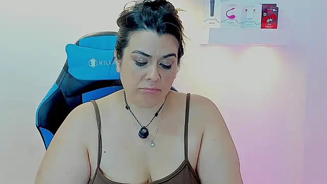 martina_foxy_ Chat XXX in diretta