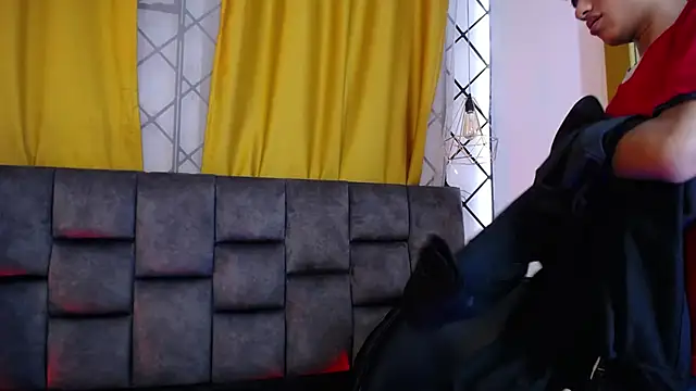 Maik_Russo Pertunjukan Webcam