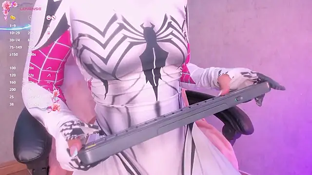 miia_stonne Adlı Modelin Canlı XXX Sohbeti