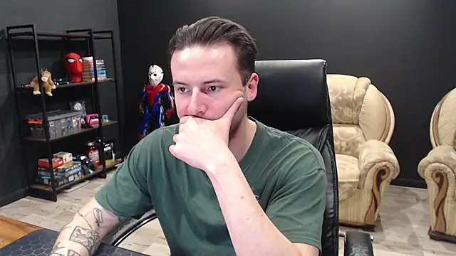 MihasikD webcam show