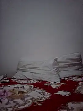 XXX chat uživo modela altinya