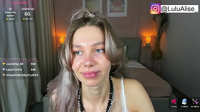 แชท XXX สดของ LuluAlis