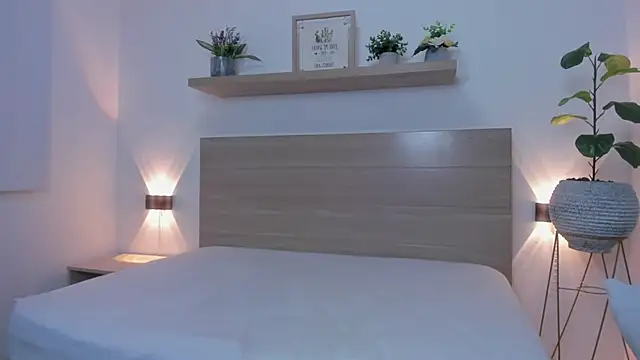 Chat +18 de kira_relish ao vivo