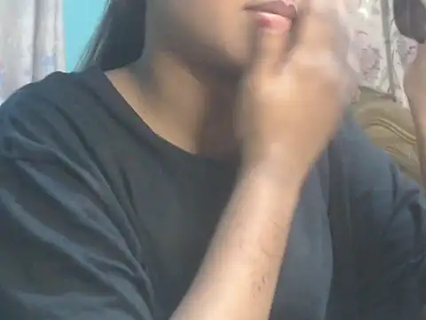 Chat +18 de NancyRuvi ao vivo