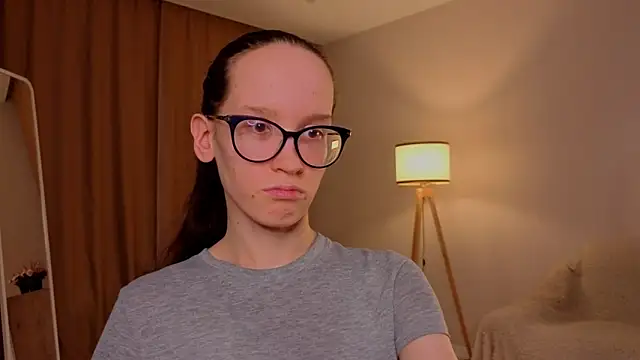 BettyBrowni: απευθείας συνομιλία ΧΧΧ