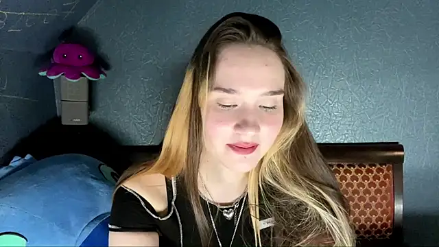 XXX chat uživo modela CarmelaLiebherr