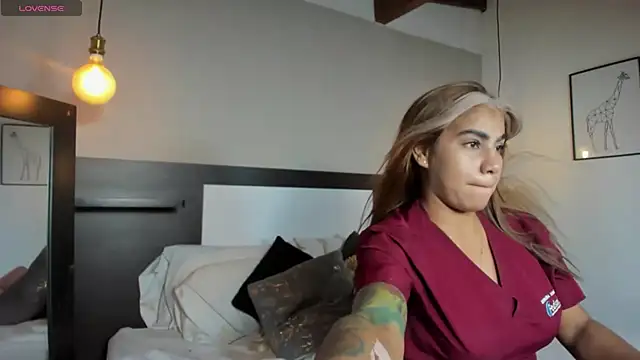 ZarahFoxx – Live XXX-chat