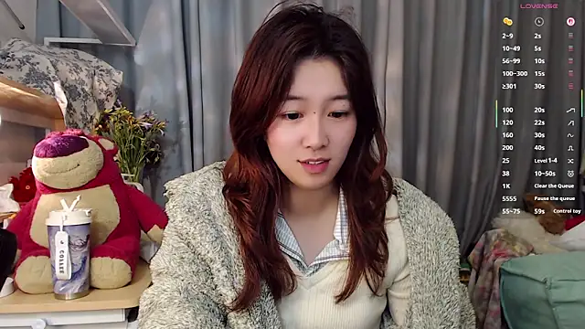 XueLi1902 – Live XXX-chat