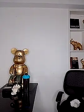 دردشة jaade_doll الجنسية المباشرة