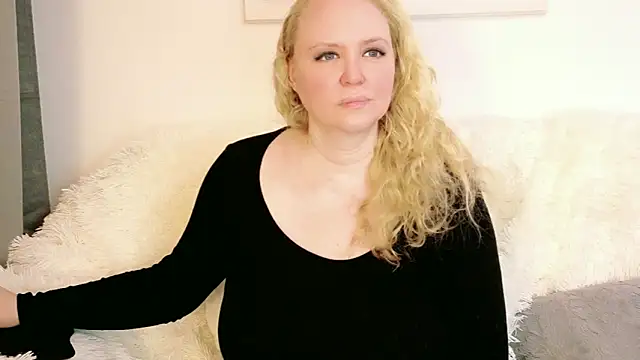 Sarah4youn Live XXX chat