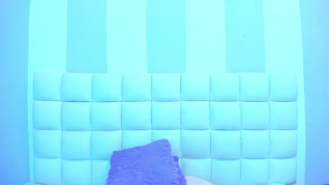 Chat XXX en directo de teresasroom_