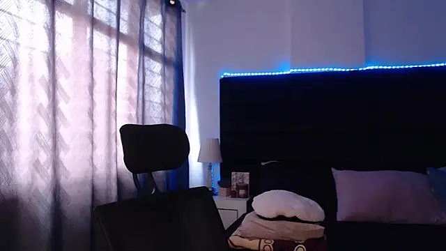 andrewmhilton_'s Webcam Show