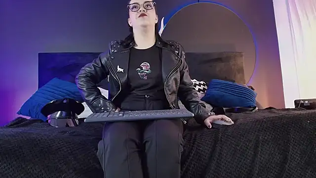 _Jade_16: απευθείας συνομιλία ΧΧΧ