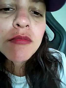 Mia_Hampton Chat XXX in diretta