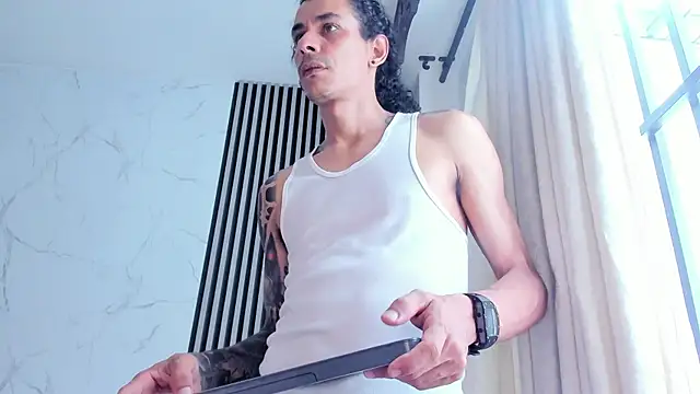 JackAndRosse_ Chat XXX in diretta