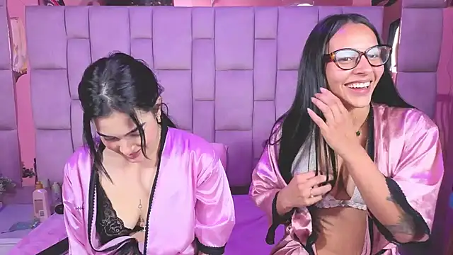 fisting_anal_69 在線直播表演