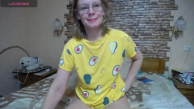 BlondyBabySweet Adlı Modelin Canlı XXX Sohbeti