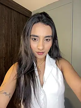 Zafira_Montiel Adlı Modelin Canlı XXX Sohbeti