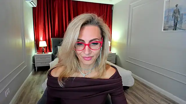 MuseOfStage's Live XXX Chat