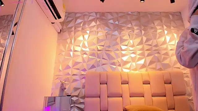 mell_muller's Live XXX Chat