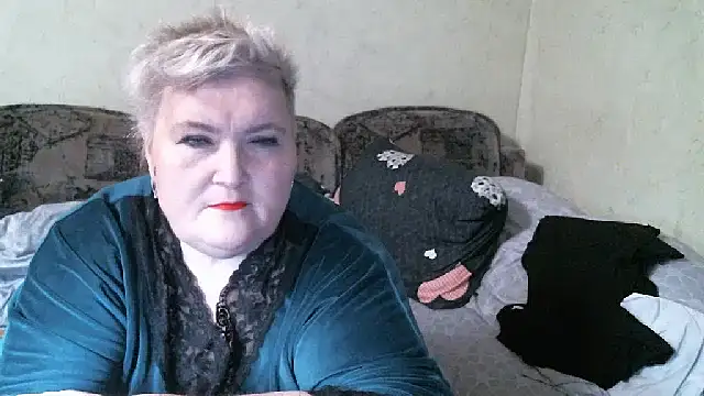 Lana555 Adlı Modelin Canlı XXX Sohbeti